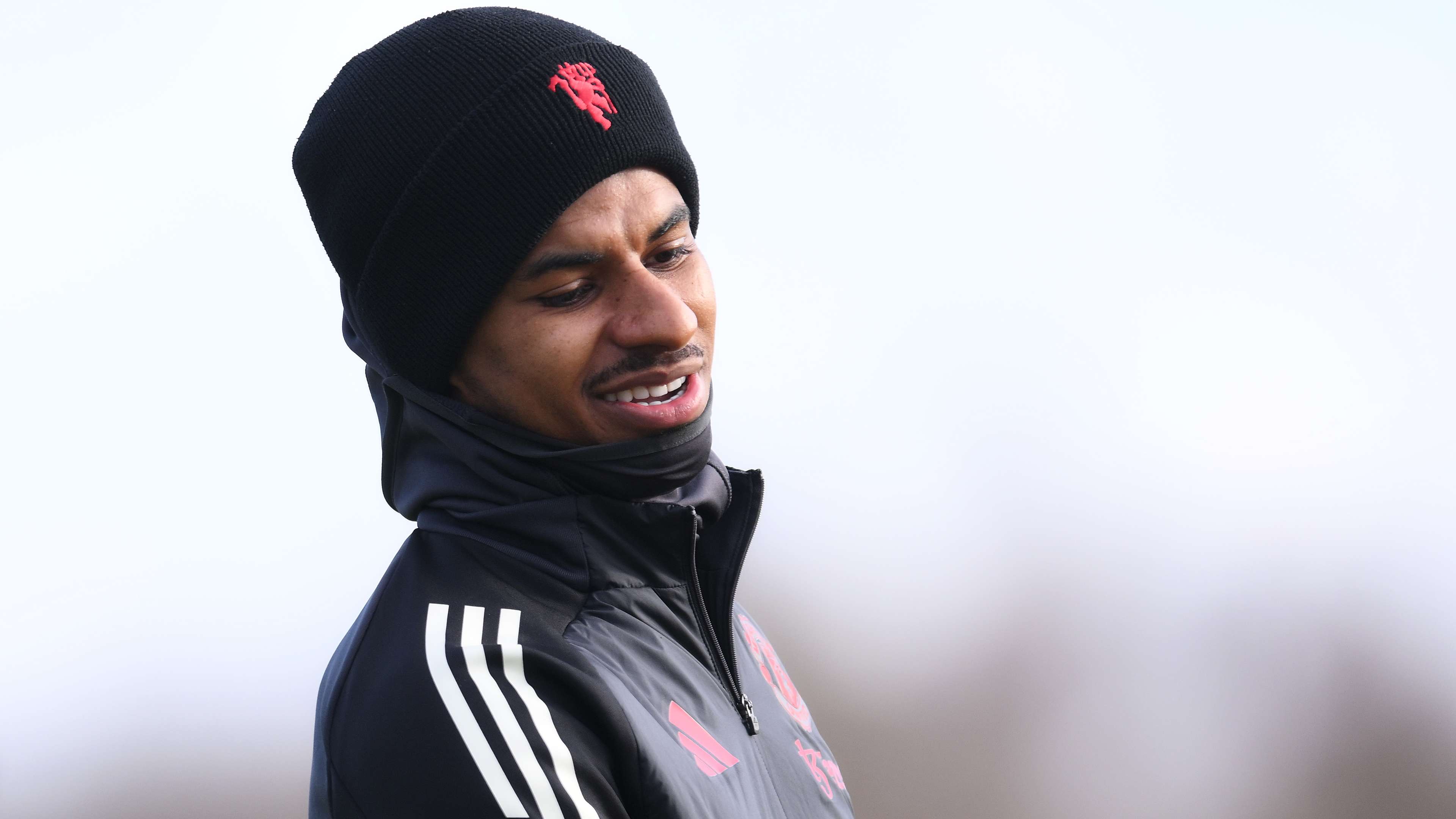 及其对其他 及其对其他