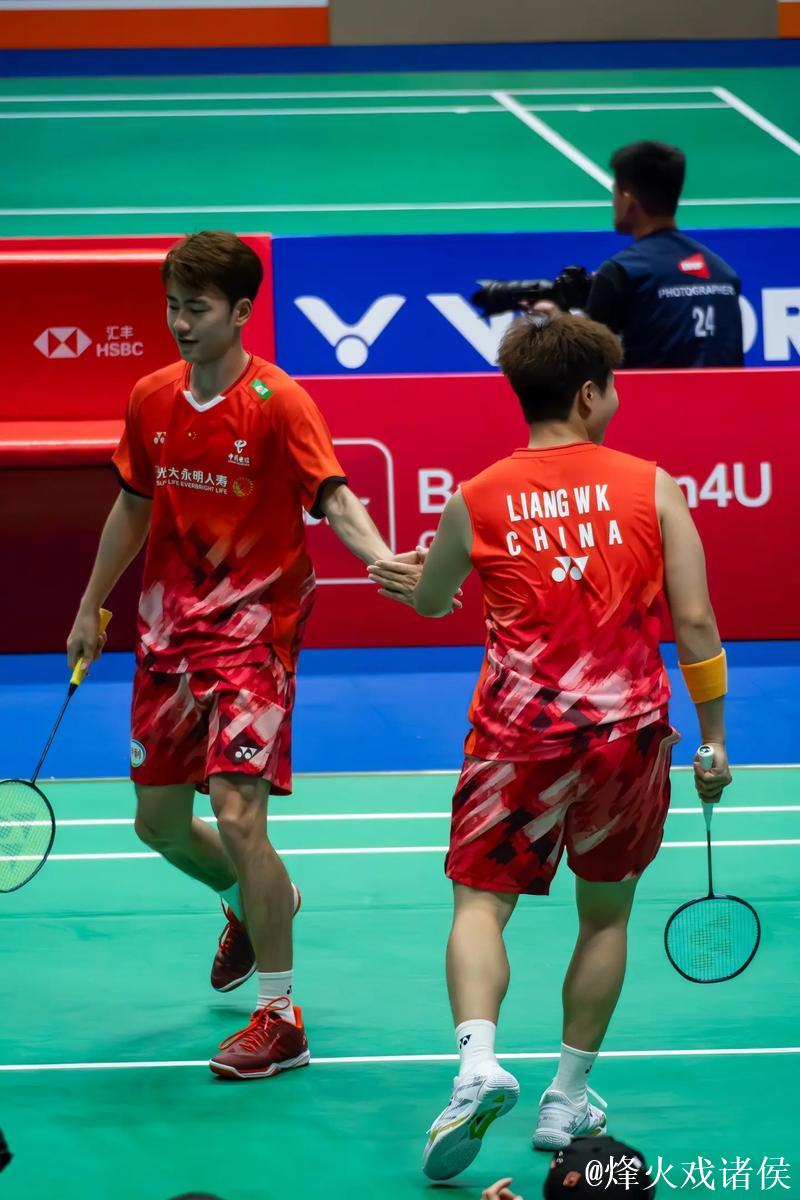 中国香港羽毛球公开赛：“梁王”组合挺进男双决赛